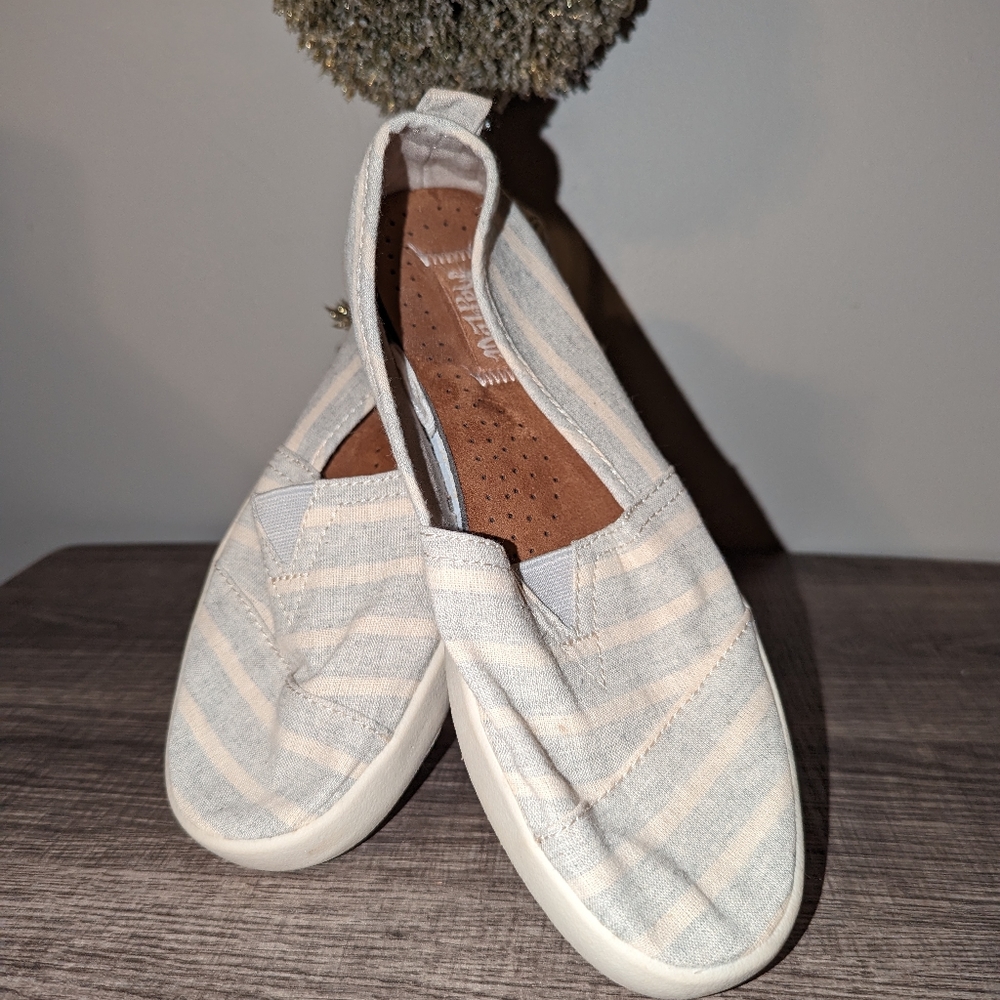 Ladies Sneakers